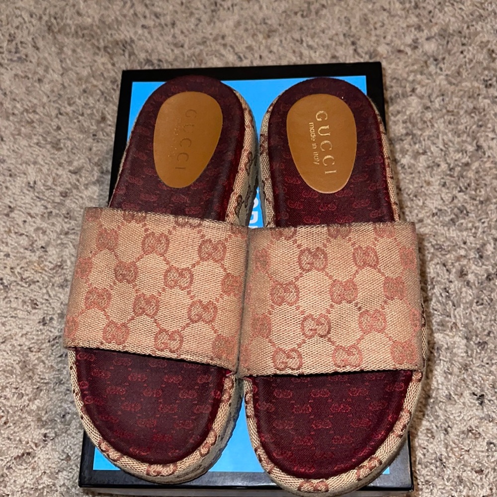 GUCCI PLATFORM SANDALS‼️